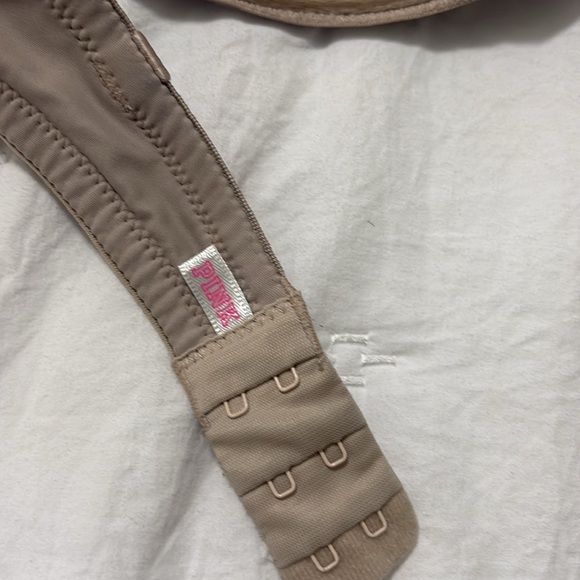Victoria secret PINK wear everywhere strapless push-up bra - Picture 3 of 3